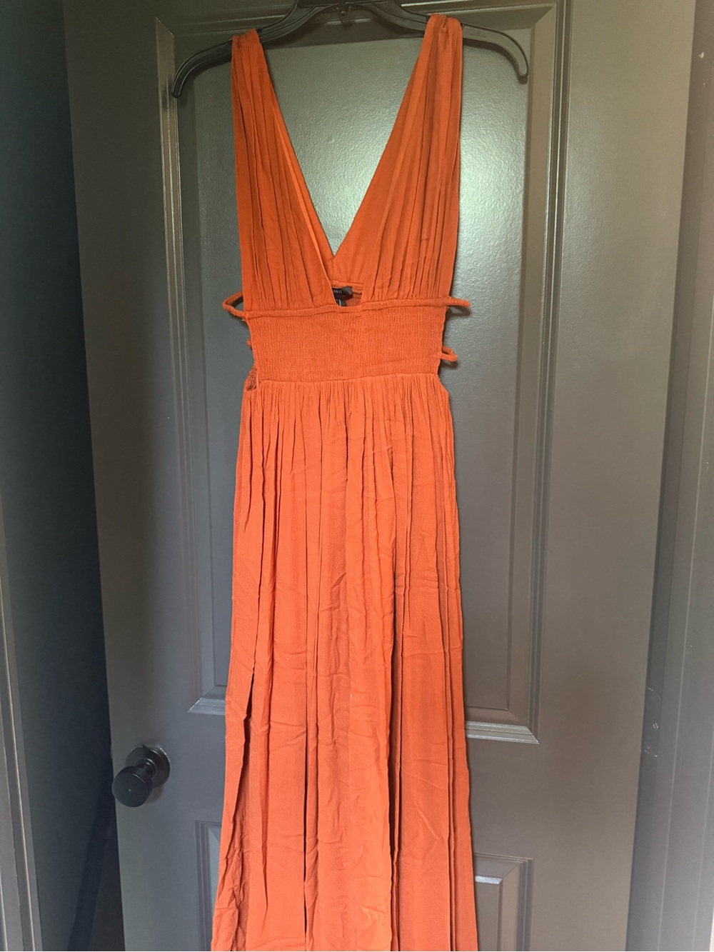 Forever 21 Rust Orange Plunging Maxi Dress